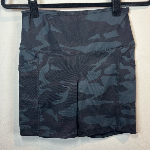 Yogalicious Pants - Yogalicious Lux Womens Camo Bike Shorts Black Gray Yoga Athleisure Pockets Small